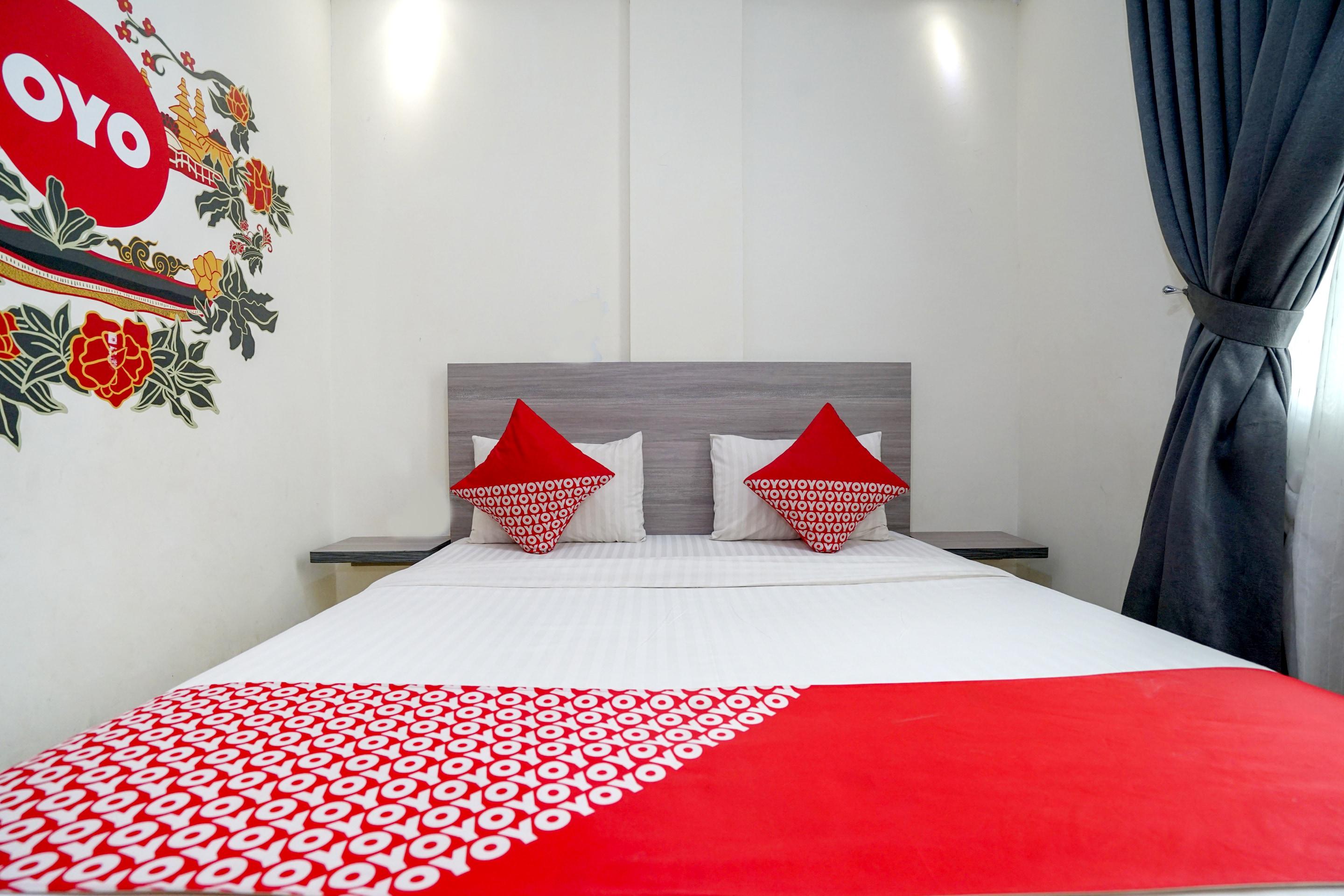 Oyo 251 The Maximus Inn Hotel Палембанг Екстериор снимка